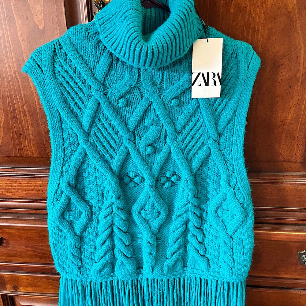 Zara Blue Turtleneck Sweater with Cable Knit Design